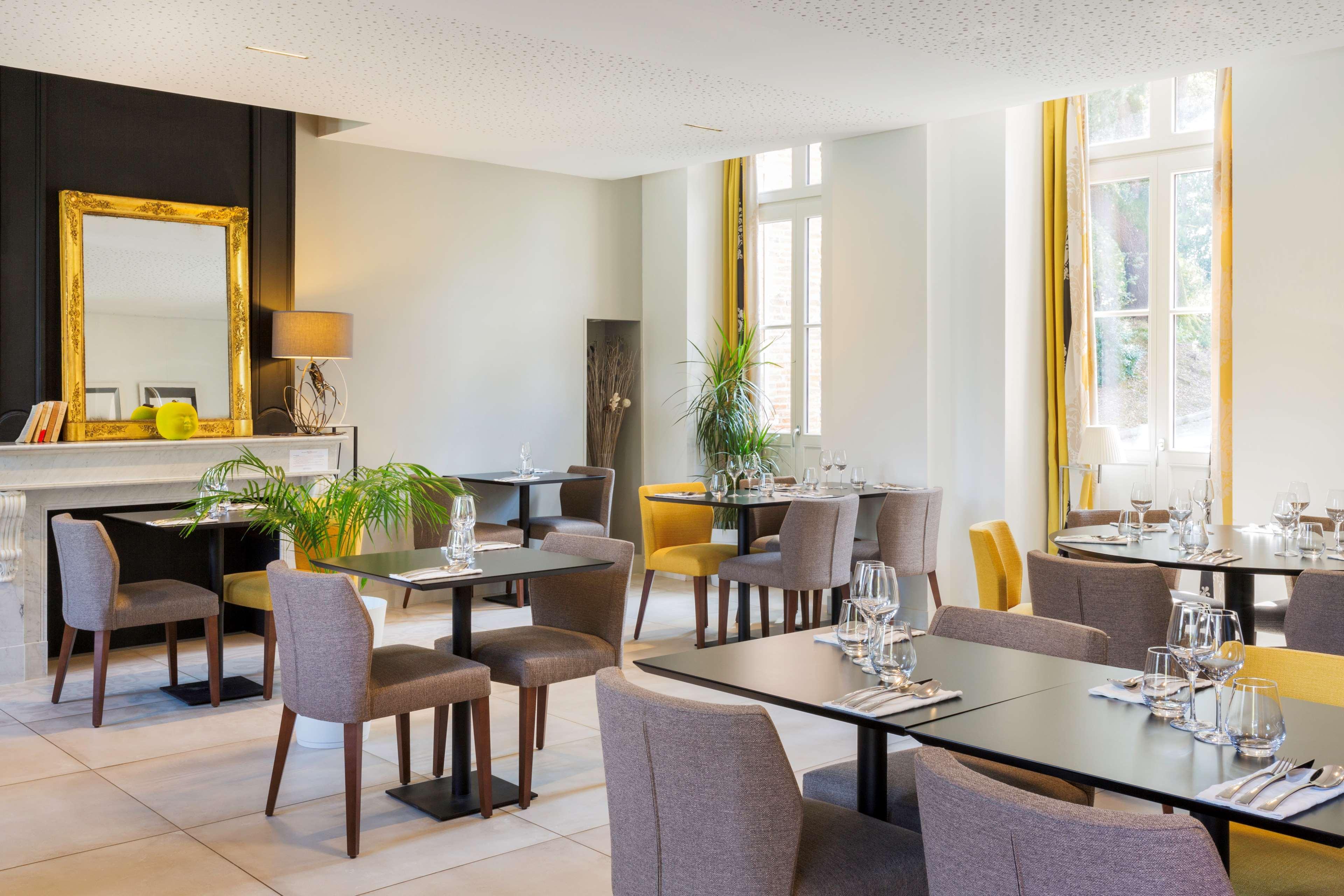Best Western Premier Le Domaine De Montjoie Рамонвиль-Сент-Ань Экстерьер фото