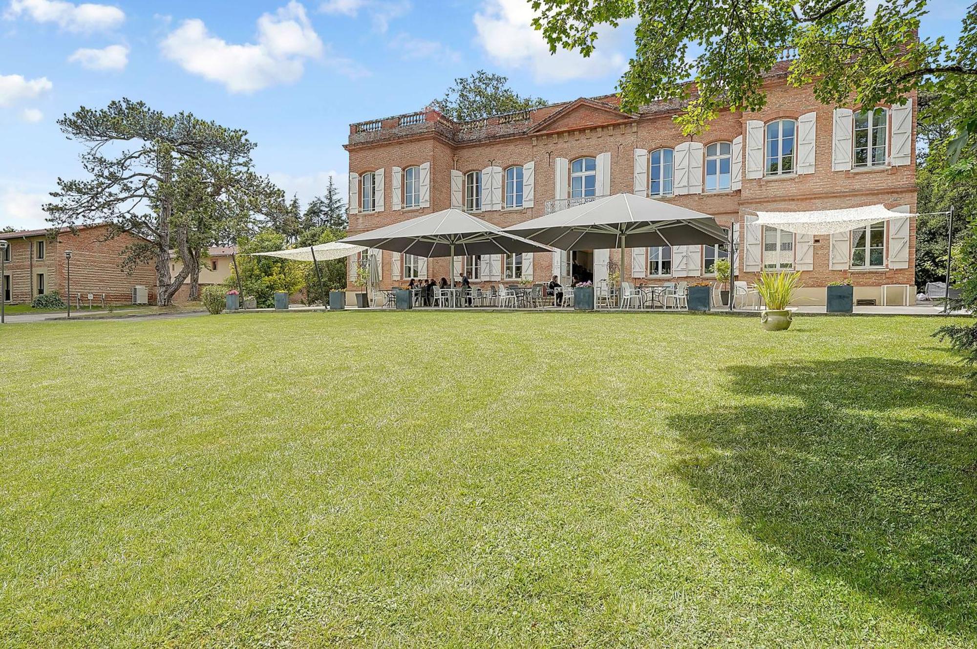 Best Western Premier Le Domaine De Montjoie Рамонвиль-Сент-Ань Экстерьер фото